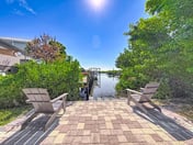 Canal Front, Kayak, Paddle Board, Hot Tub, Convenient Location