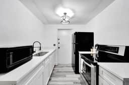 Private Tampa Home. Quick Drive to Attractions