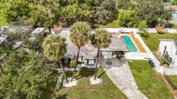 Palmetto Beach Compound. Pool. 4 Apartments - Image 2