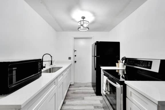 Private Tampa Home. Quick Drive to Attractions